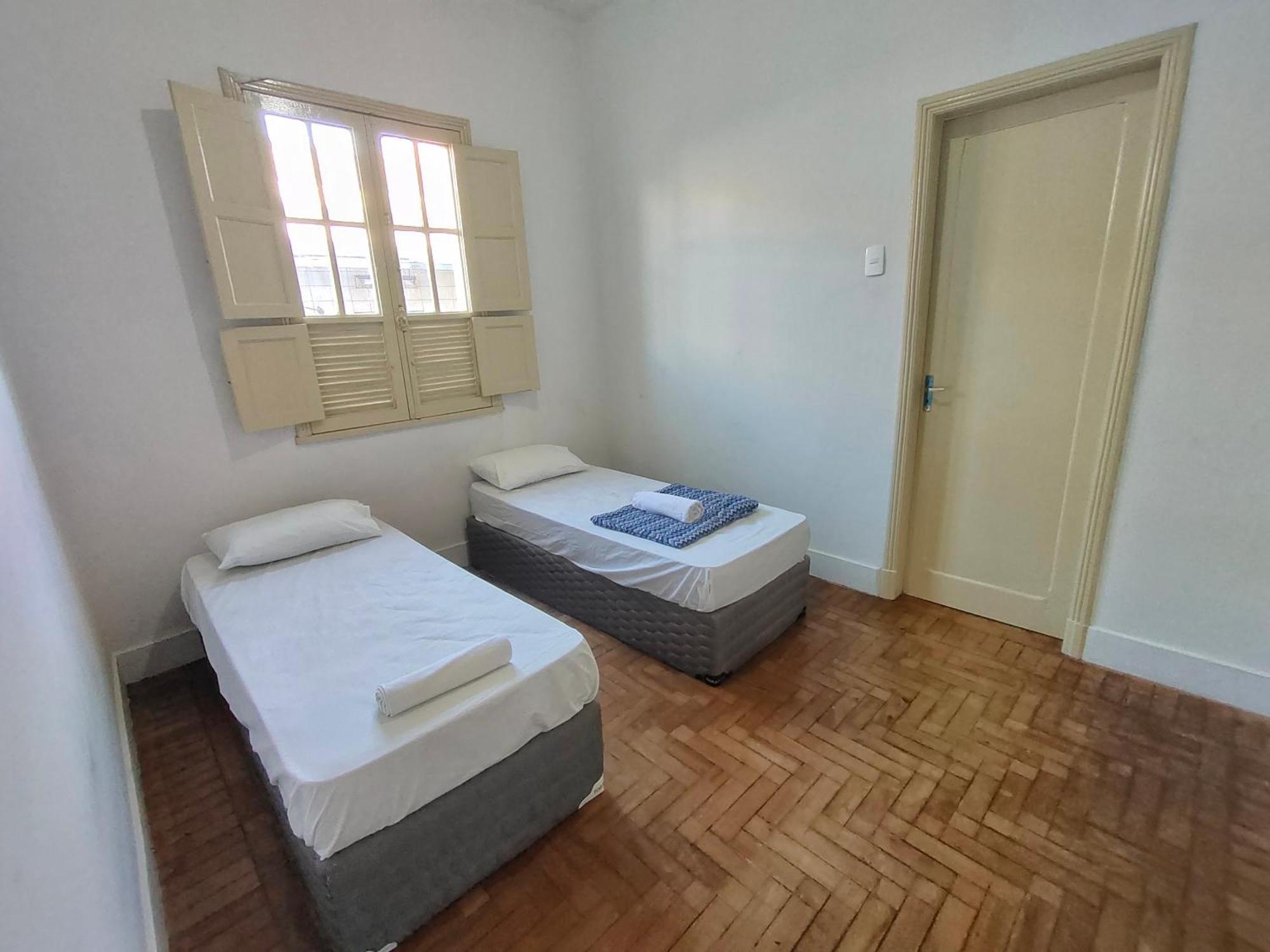 Hostel Mineirinho เบโลโอรีซอนชี ภายนอก รูปภาพ