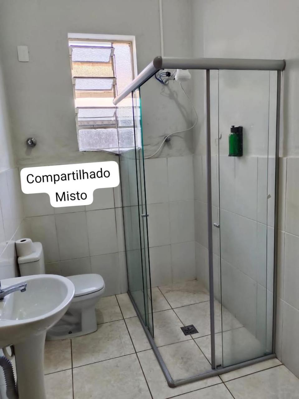 Hostel Mineirinho เบโลโอรีซอนชี ภายนอก รูปภาพ